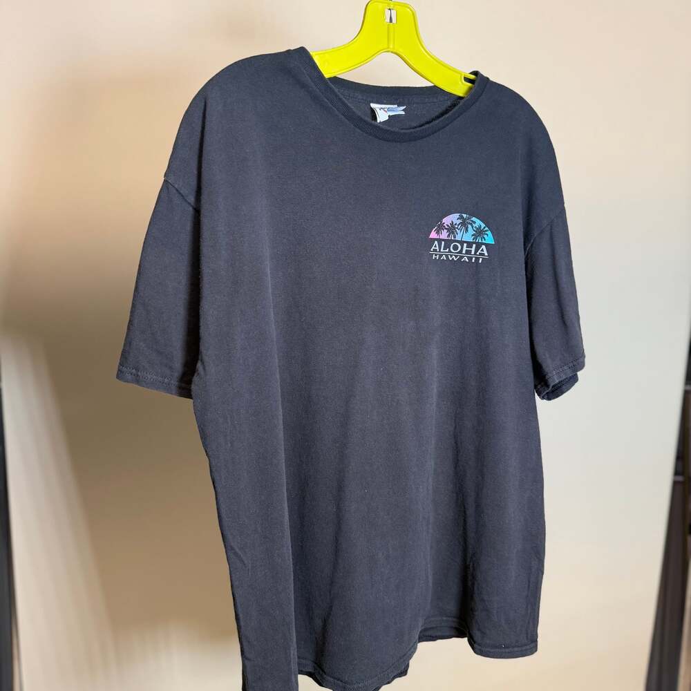 Vintage Aloha Hawaii Graphic Tee - Black